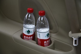 2015款进口起亚全新嘉华外出试驾