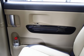 2015款进口起亚全新嘉华外出试驾