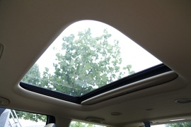 2015款进口起亚全新嘉华外出试驾