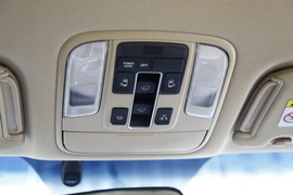 2015款进口起亚全新嘉华外出试驾