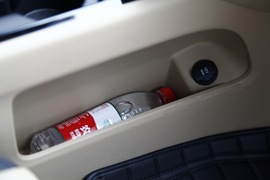 2015款进口起亚全新嘉华外出试驾