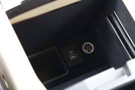 2015款进口起亚全新嘉华外出试驾