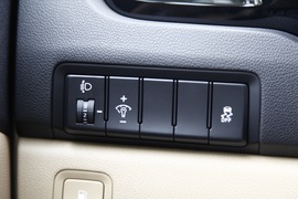 2015款进口起亚全新嘉华外出试驾