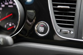 2015款进口起亚全新嘉华外出试驾