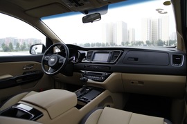 2015款进口起亚全新嘉华外出试驾