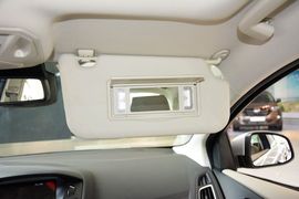 2015款福特福克斯三厢1.5L