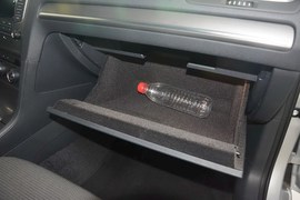 2015款大众高尔夫1.4TSI手动舒适型到店实拍