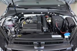 2015款大众高尔夫1.4TSI手动舒适型