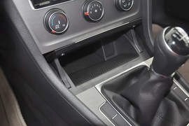 2015款大众高尔夫1.4TSI手动舒适型