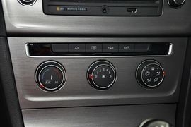 2015款大众高尔夫1.4TSI手动舒适型