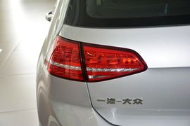 2015款大众高尔夫1.4TSI手动舒适型