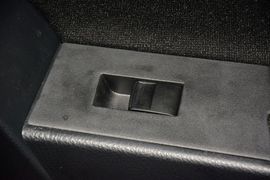 2014款丰田卡罗拉1.6L