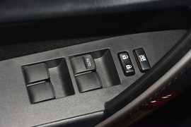 2014款丰田卡罗拉1.6L