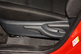 2014款丰田卡罗拉1.6L