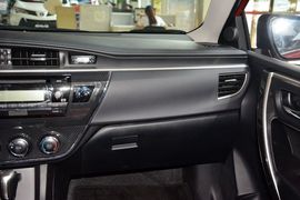 2014款丰田卡罗拉1.6L