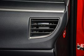 2014款丰田卡罗拉1.6L