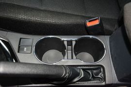2014款丰田卡罗拉1.6L