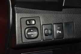 2014款丰田卡罗拉1.6L