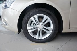 2015款雪佛兰科鲁兹1.5