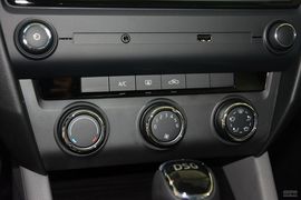 2015款斯柯达明锐1.4T