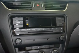 2015款斯柯达明锐1.4T