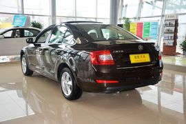 2015款斯柯达明锐1.4T