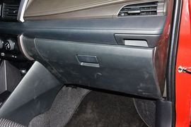 2014款丰田威驰1.5L手动智臻版