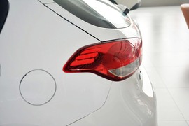 2014款起亚K3S