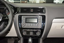 2015款大众速腾230TSI