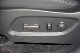 2015款现代全新胜达2.0T自动四驱智能型