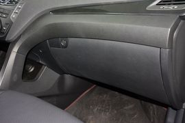 2015款现代全新胜达2.0T自动四驱智能型