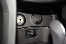 2015款现代全新胜达2.0T自动四驱智能型