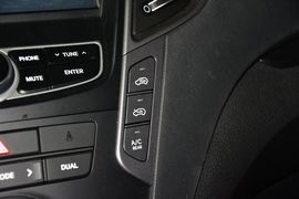 2015款现代全新胜达2.0T自动四驱智能型