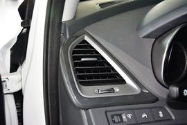 2015款现代全新胜达2.0T自动四驱智能型