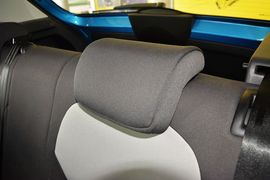 2015款斯柯达晶锐1.4L自动前行版