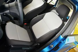 2015款斯柯达晶锐1.4L自动前行版