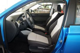 2015款斯柯达晶锐1.4L自动前行版