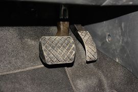 2015款斯柯达晶锐1.4L自动前行版