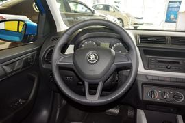 2015款斯柯达晶锐1.4L自动前行版