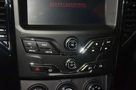 2015款陆风X8