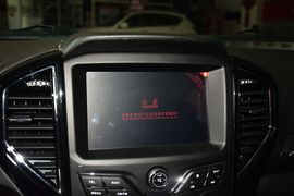 2015款陆风X8