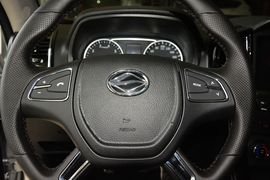2015款陆风X8