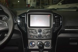 2015款陆风X8