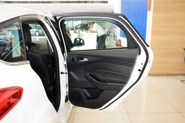 2015款福特福克斯两厢1.5L