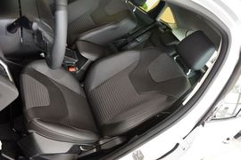 2015款福特福克斯两厢1.5L