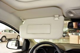 2015款福特福克斯两厢1.5L