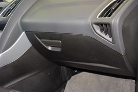 2015款福特福克斯两厢1.5L