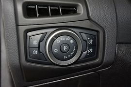 2015款福特福克斯两厢1.5L