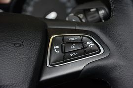 2015款福特福克斯两厢1.5L