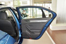 2015款大众凌渡330TSI